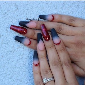 Meet your Posher, Nina